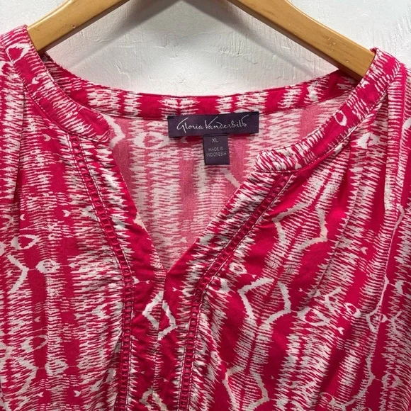Gloria Vanderbilt V Neck Fushia and White Flowy Boho Embroidered Blouse size XL - Picture 2 of 5